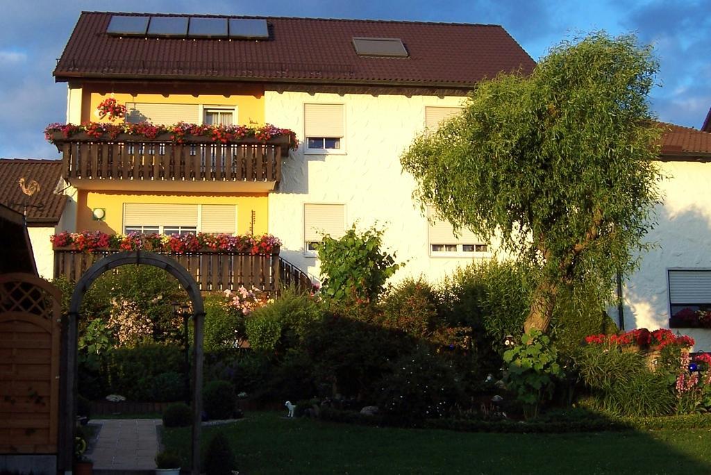 Haus Rossner Apartment Nemmersdorf Exterior photo